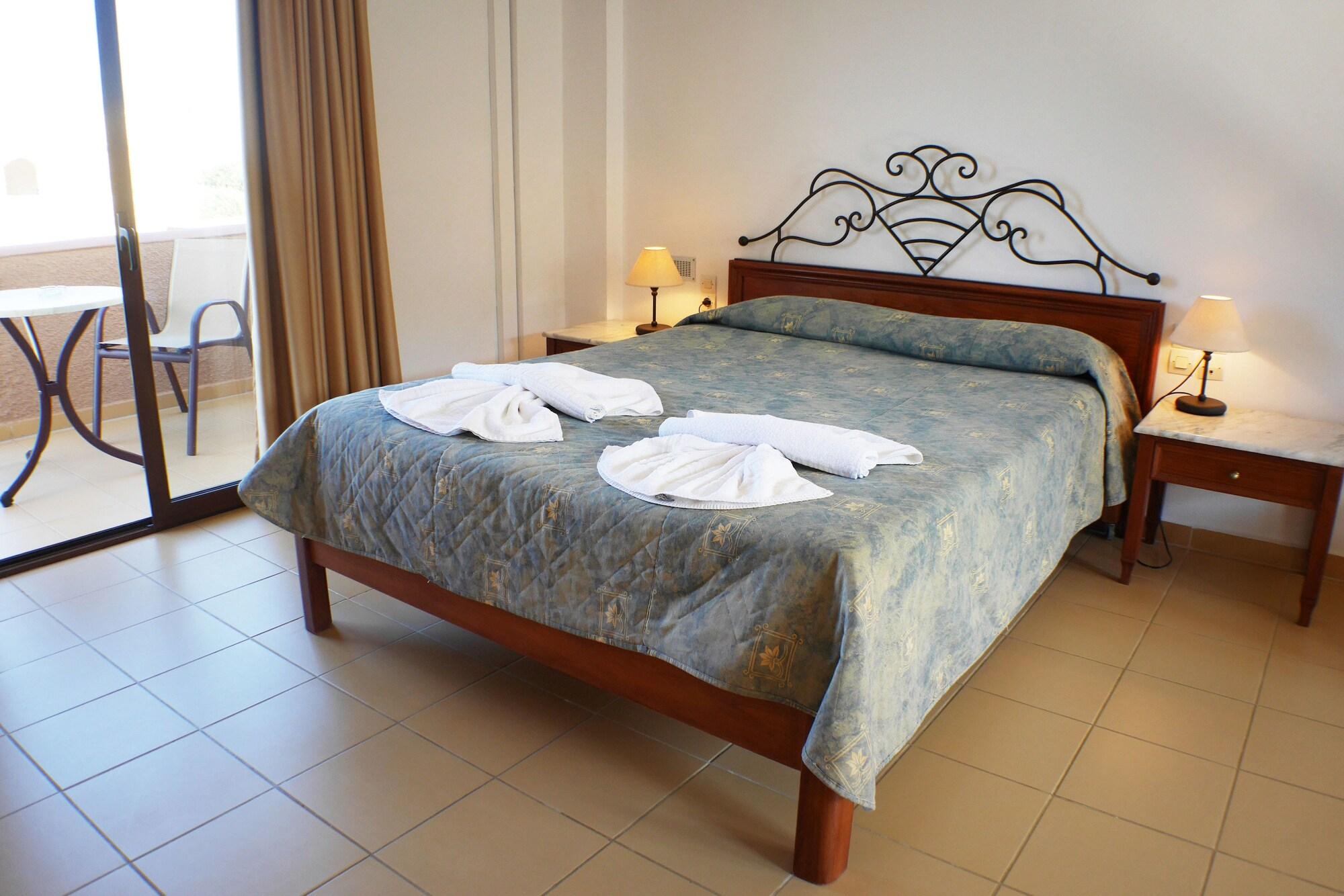 Areti Aparthotel Chania  Bagian luar foto