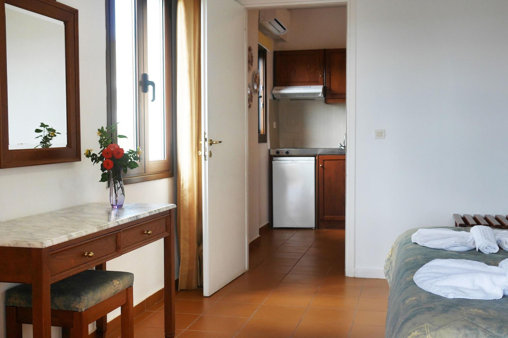 Areti Aparthotel Chania  Bagian luar foto